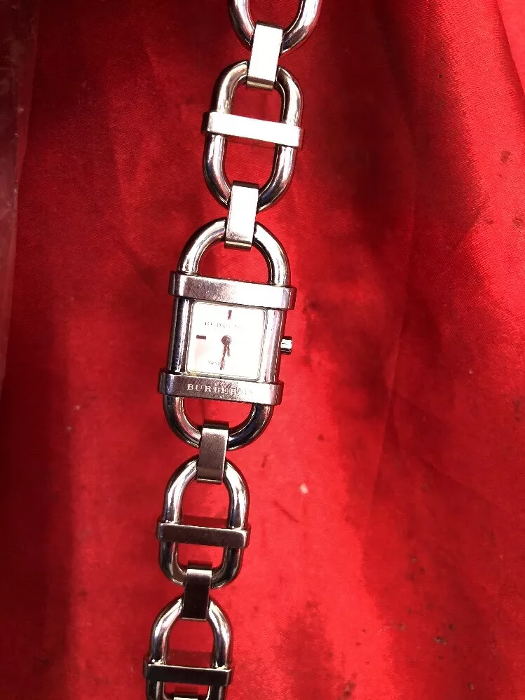 Burberry bracelet hotsell womens