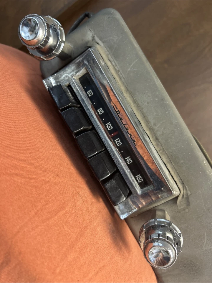 1953-55 Oldsmobile DeLuxe AM Push Button Radio 88 98 Fiesta Delco 983204 982990 - Image 2 of 4