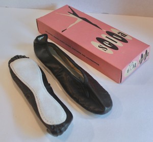 womens leather ballet shoes