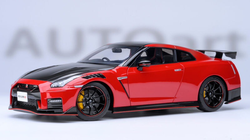 AUTOart Nissan GT-R R35 Nismo 2022 Special Edition Vibrant Red 77502