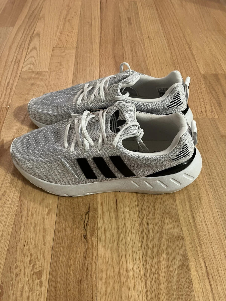 Adidas Women&#039;s Size 8 Swift Run W White/Grey/Black Shoes eBay