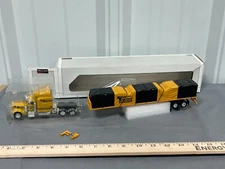 Peterbilt TRANSTEEL Carriers Flatbed Tarped Load 1:64 SpecCast NIB READ