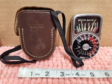 VTG Weston Master IV Universal Exposure Meter Model 745 w/ Leather Case