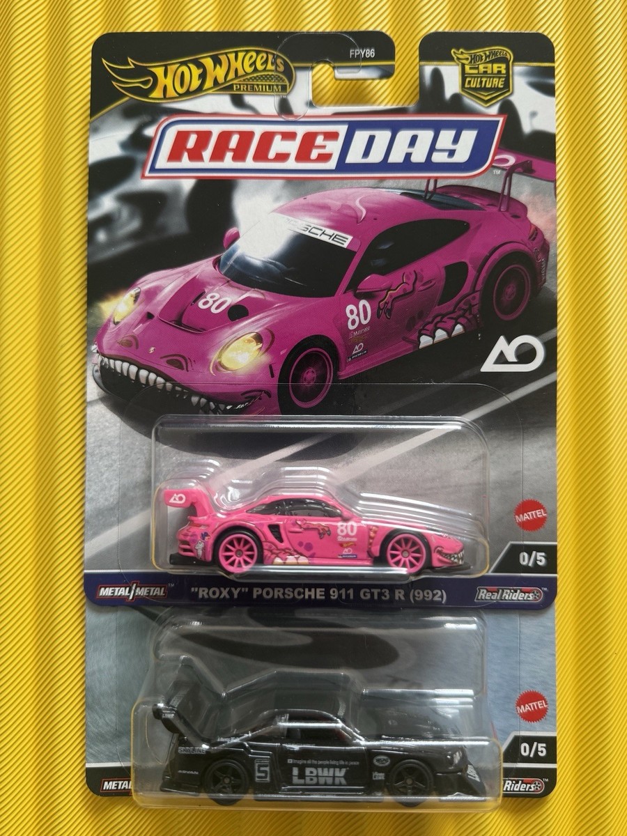 Hot Wheels Porsche Roxy Chase & Nissan Skyline LB-ER34 Liberty