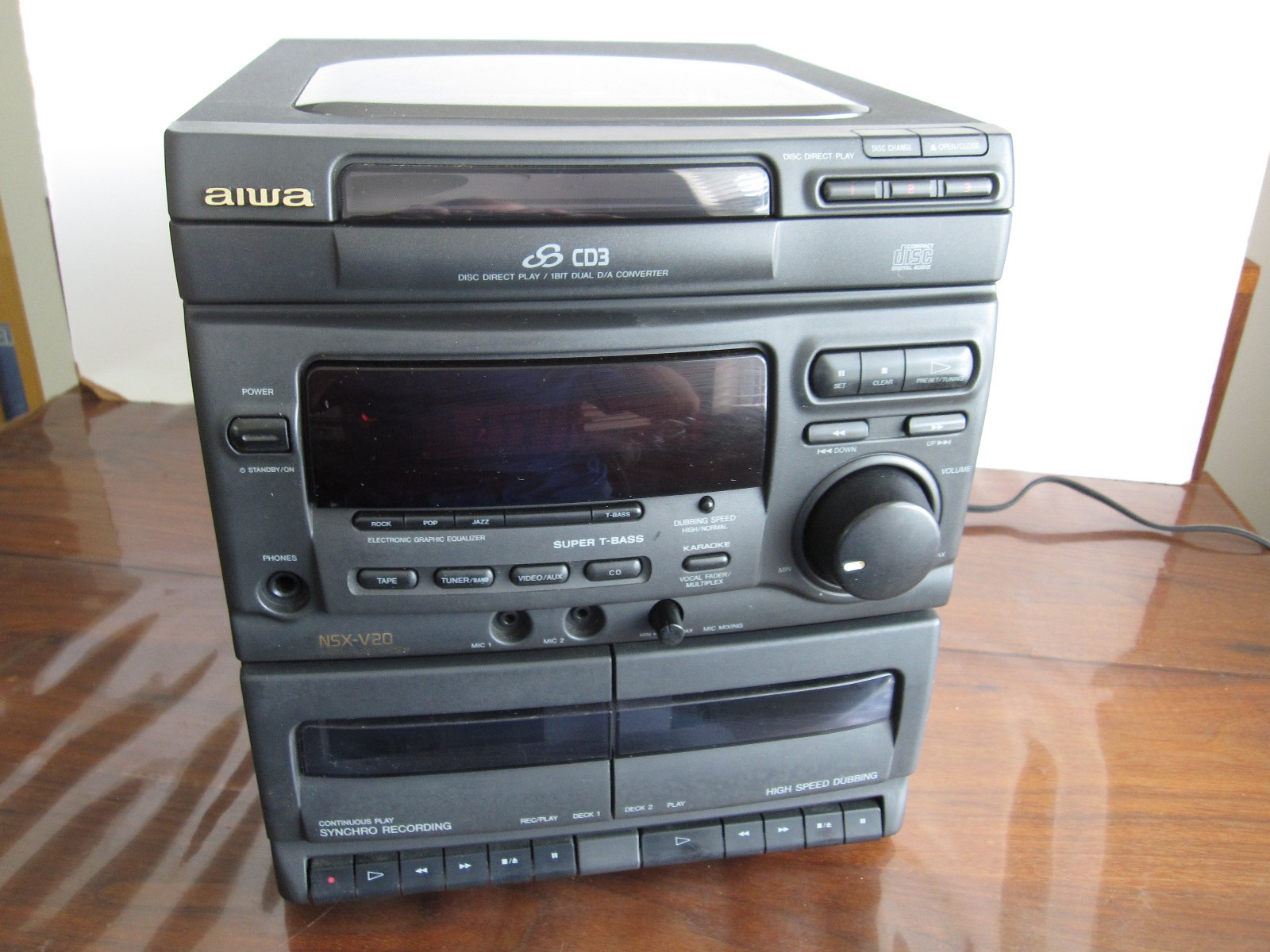 Vintage AIWA Compact Disc Stereo System Model CX-NV20u