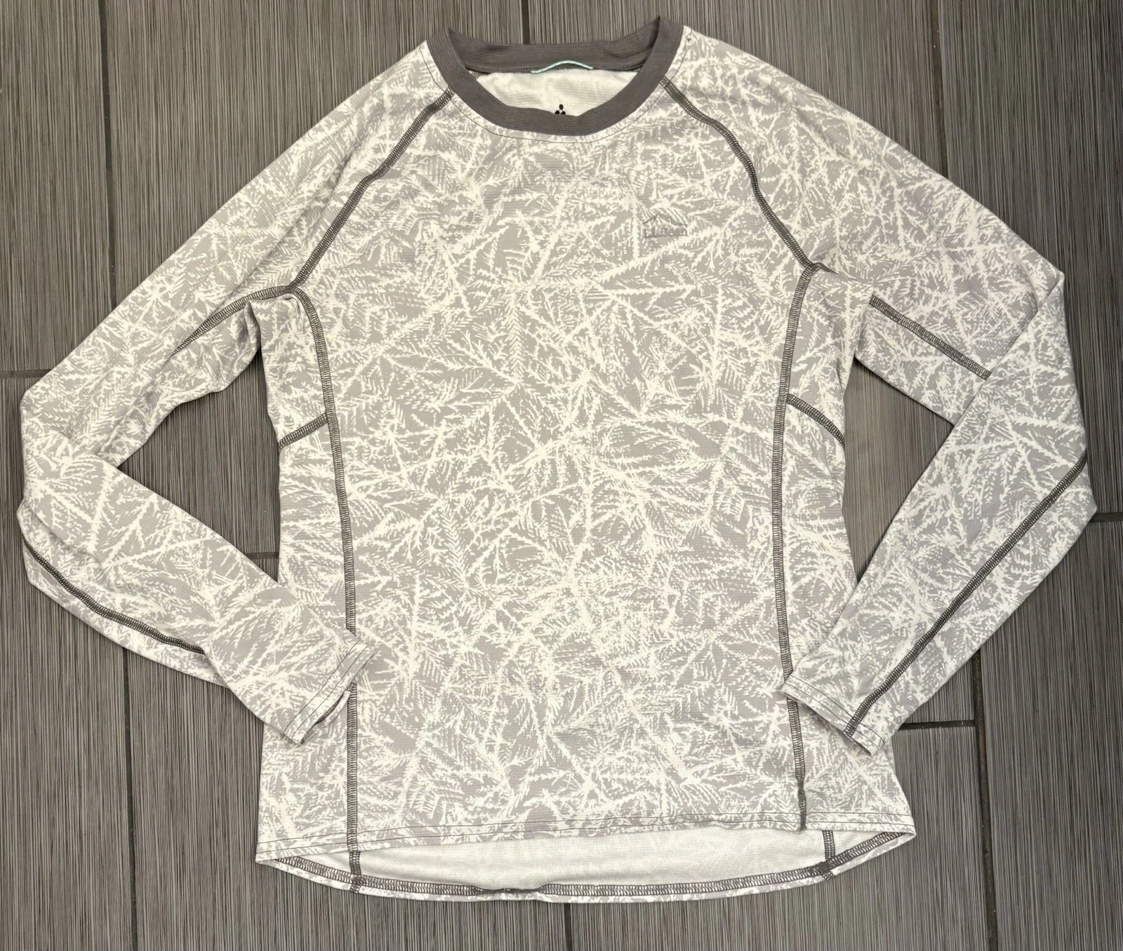 L.L.Bean Long Sleeve Performance Shirt Gray/White Women's Size Medium Regular