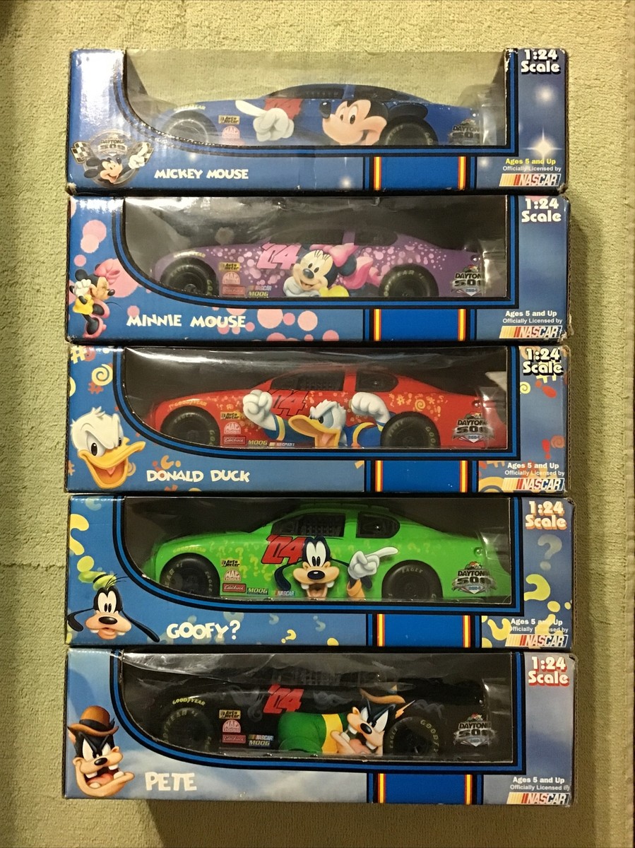 2004 Team Caliber '04 Daytona 500 Disney Set Diecast Nascar 1/24