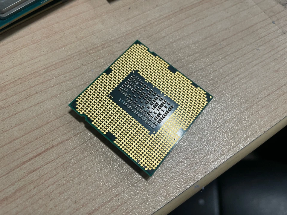 Intel Core i5-2300 Quad-Core Processor SR00D 2.8GHz Socket LGA 1155 - Image 2 of 2