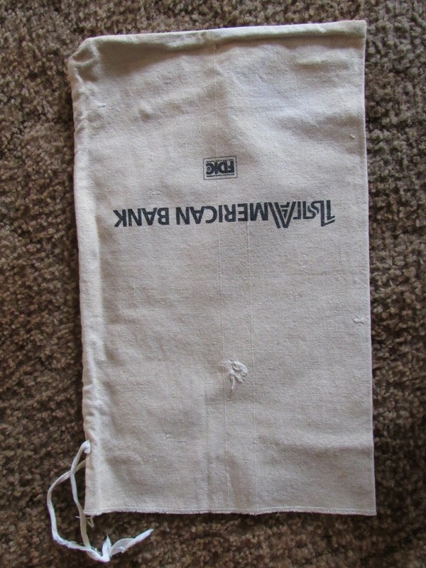 CANVAS BANK BAG  !! 1ST AMERICAN BANK !!     "SIZE 18"x11"  #9
