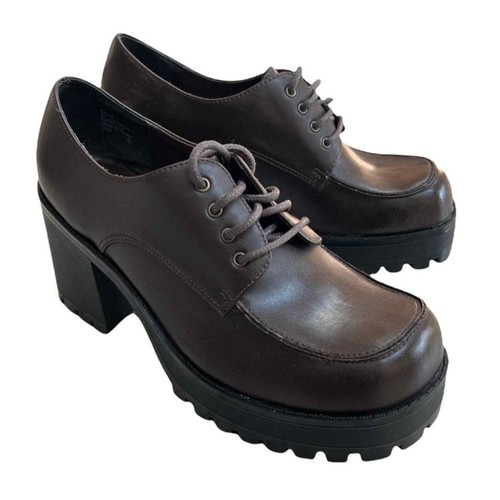 metallic rose chacos