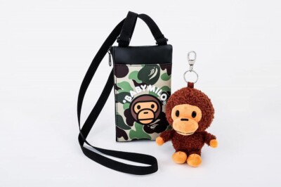 A BATHING APE BAPE Kids 15th BABY MILO Plush Pouch Pochette ABC