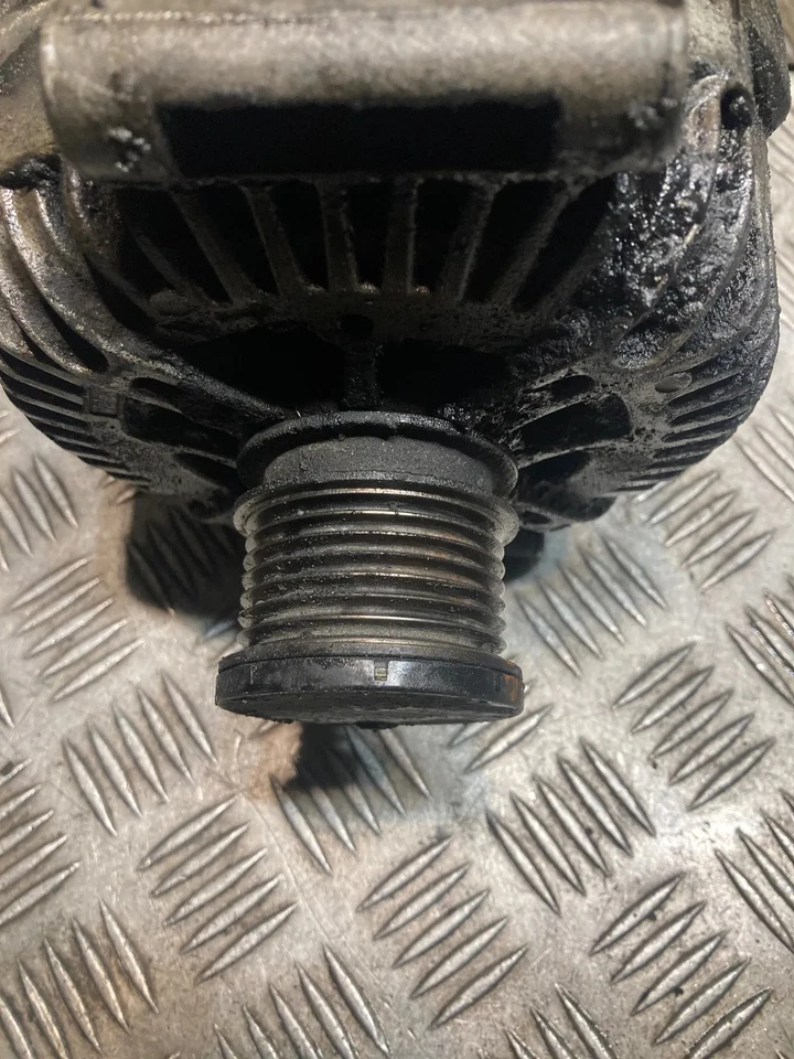 CHRYSLER 300C LX Alternador Generador 5175765AA 3.0 Diesel 180A - Image 2 of 4