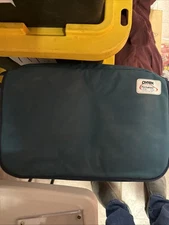 Pyrex Portables Cold/Hot Pocket Bag insulated Cooler Casserole Bag 16"x10"x3"