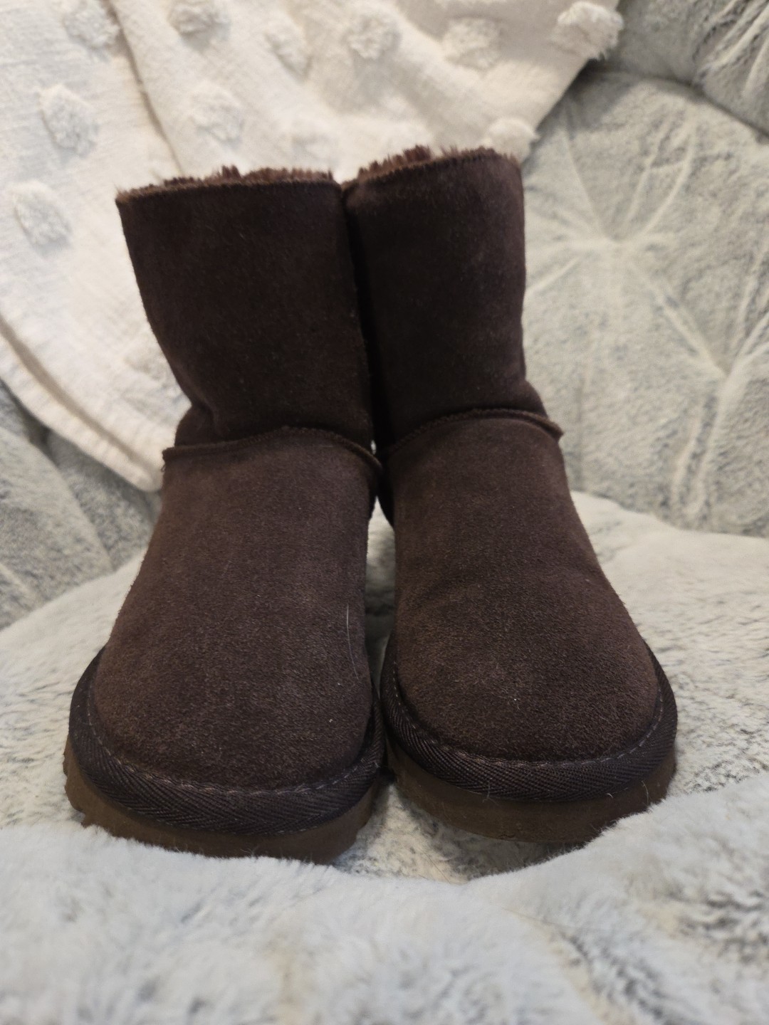 UGG Bailey Bow  US 5 - Brown - image 3