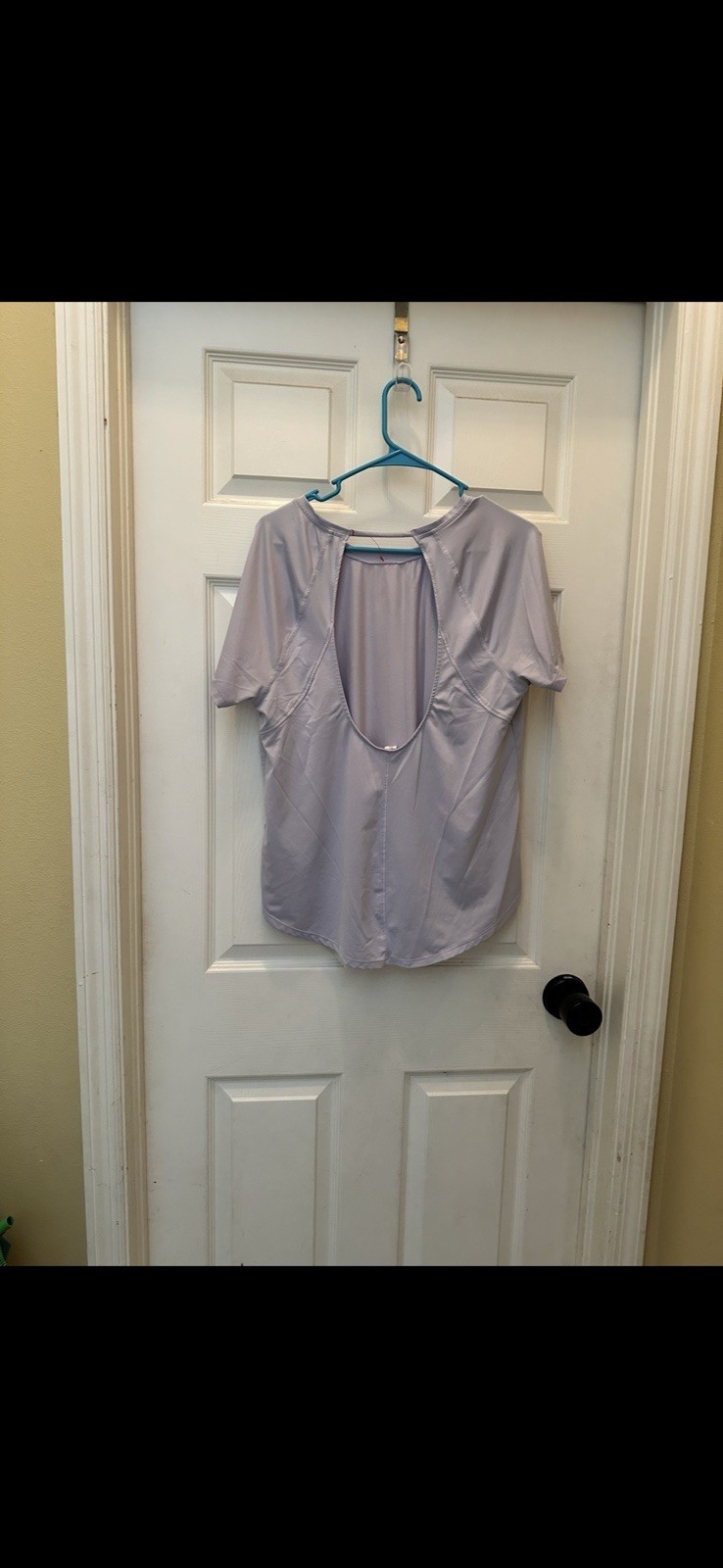 Under Armour Women’s Large Lavender Short Sleeve Open Back Workout Top thumbnail 6