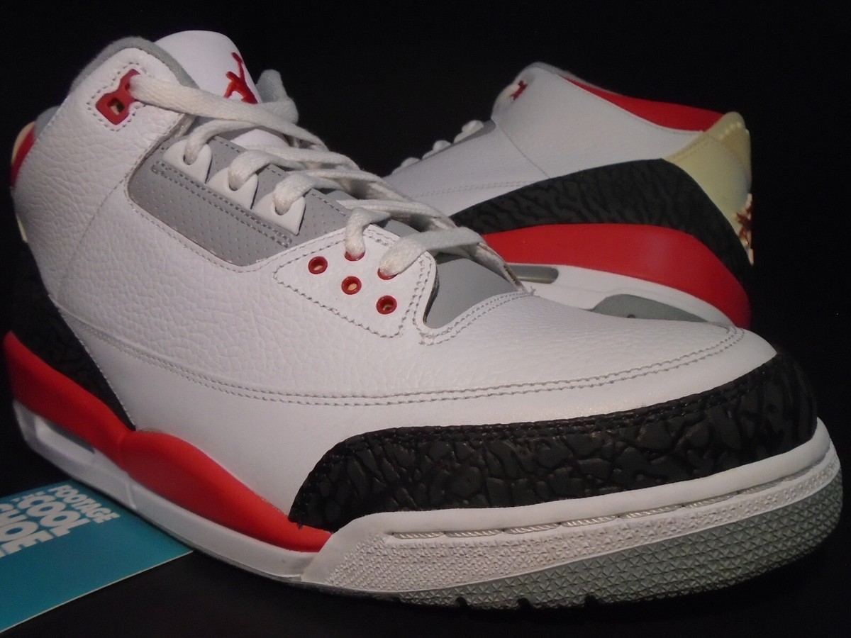 NIKE AIR JORDAN III 3 RETRO OG WHITE FIRE RED CEMENT GREY  display picture 3