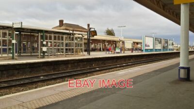 FOTO TAUNTON BAHNHOF (2) IST EIN KREUZBAHNHOF AN DER STRECKE VON LONDO