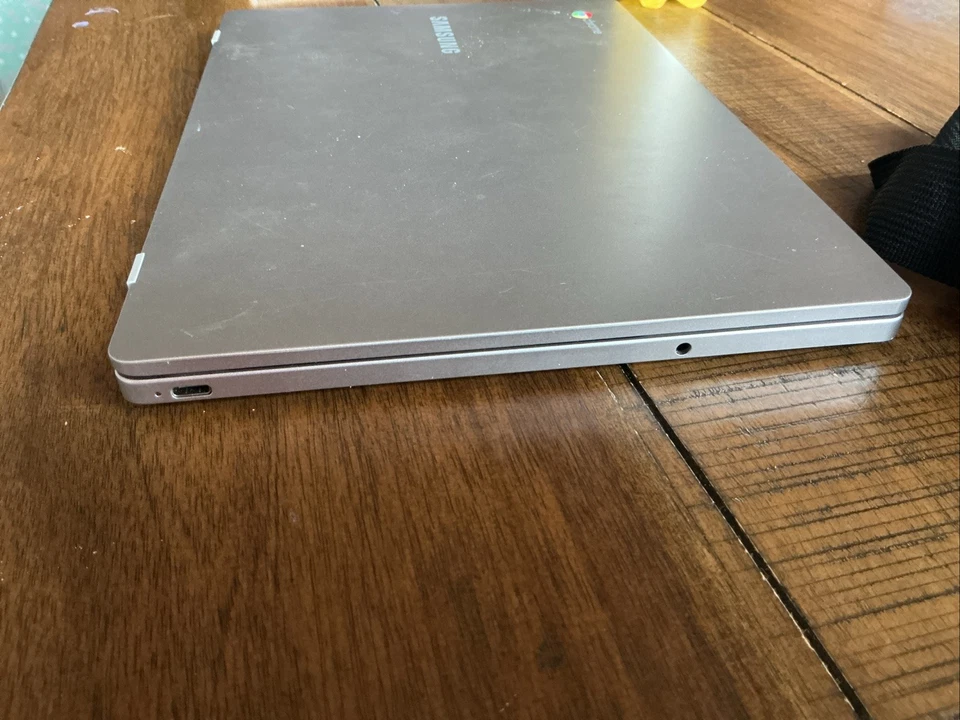 Samsung Chromebook Laptop - Image 3 of 4