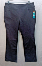 The Pioneer Woman Bootcut Jeans Women's Size: XL Pull On B ack Embroidered New