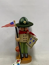 STEINBACH S763 Boy Scout Nutcracker (UD1011140)