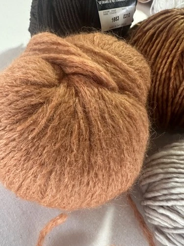 Lot of 5 Yarn NICE Balls Mix Color Zara, K&C Unknown. FALL WINTER COLORS. image 9