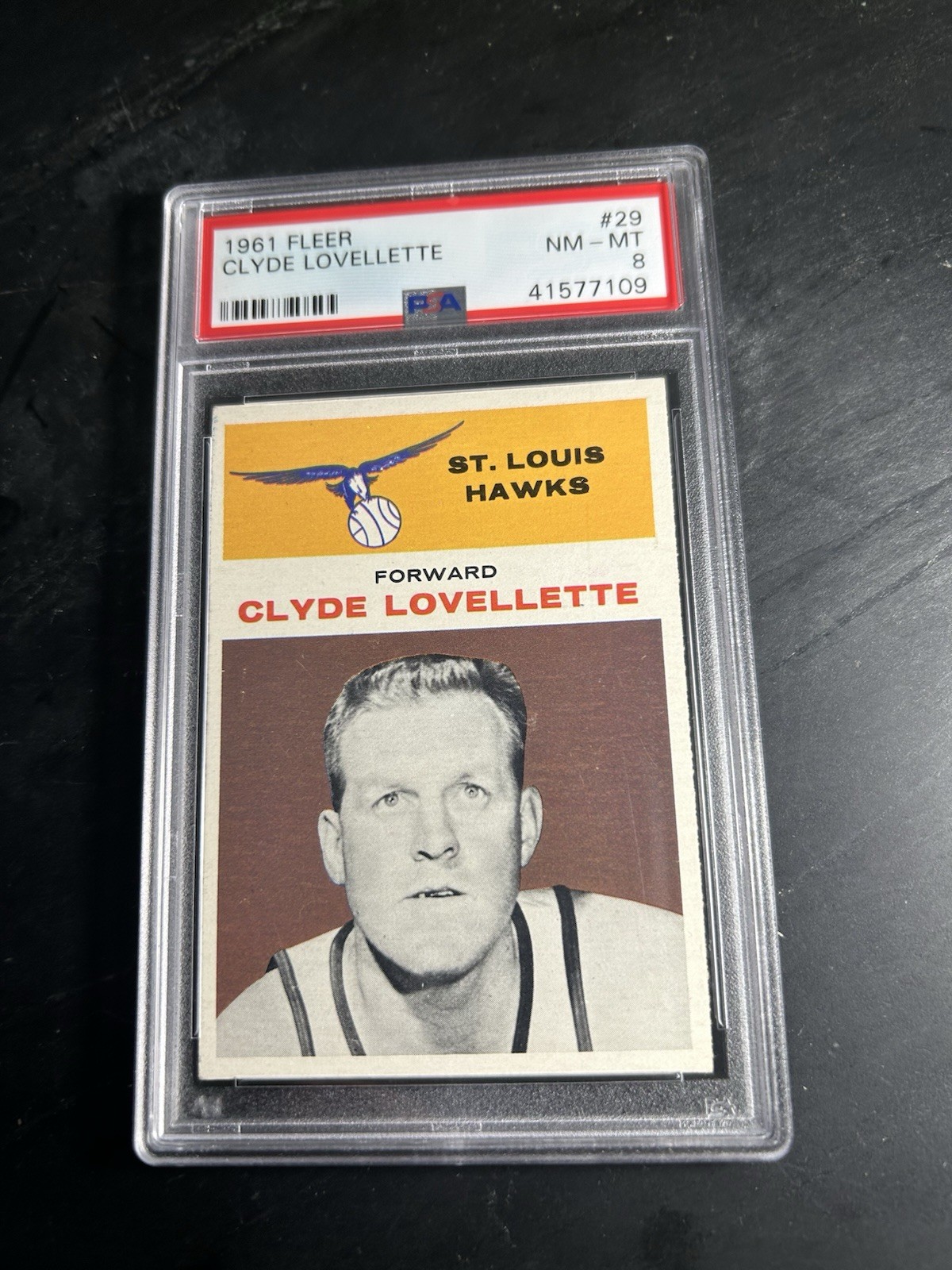 1961 Fleer #29 Clyde Lovellette PSA 8 NM-MT St. Louis Hawks
