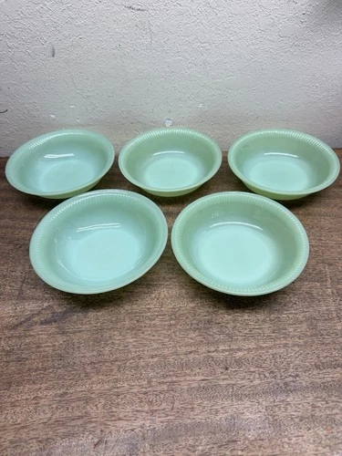 Set of 5 Vintage  Fire King Jadeite Jane Ray 5-3/4" & 6" Cereal Bowls