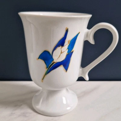 Tasse En Céramique Signée AT (Signature A Identifier) A Décor De Fleur - Photo 1/4