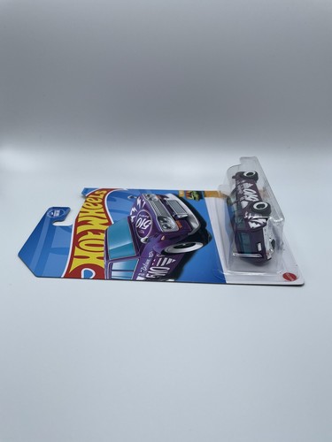 VHTF Hot Wheels 2023 Datsun Bluebird Wagon (510) *DOUBLE TAMPO ERROR* - Picture 7 of 8