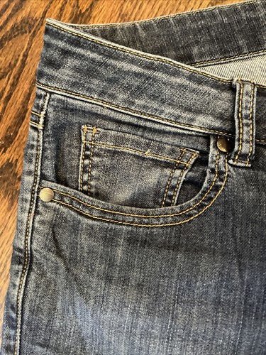 Cabi Womens Jeans Straight Leg Mid Rise Blue Stretch Denim Size 10 - Picture 6 of 8