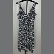 NEW Ann Taylor Dress Womens Small black off white fit flare preppy casual