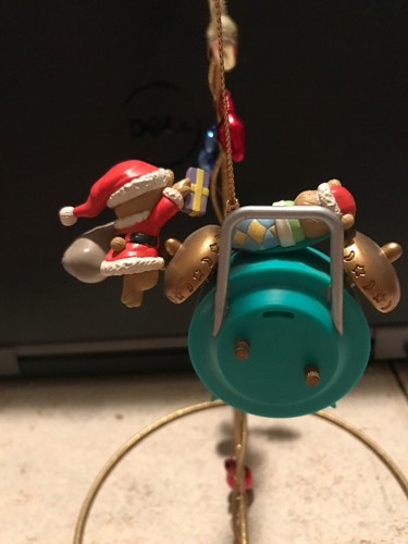 NOT ENESCO CHRISTMAS ORNAMENT:SNOOZING BEAR/SANTA ON SMILING ALARM CLOCK NEW - Picture 4 of 8