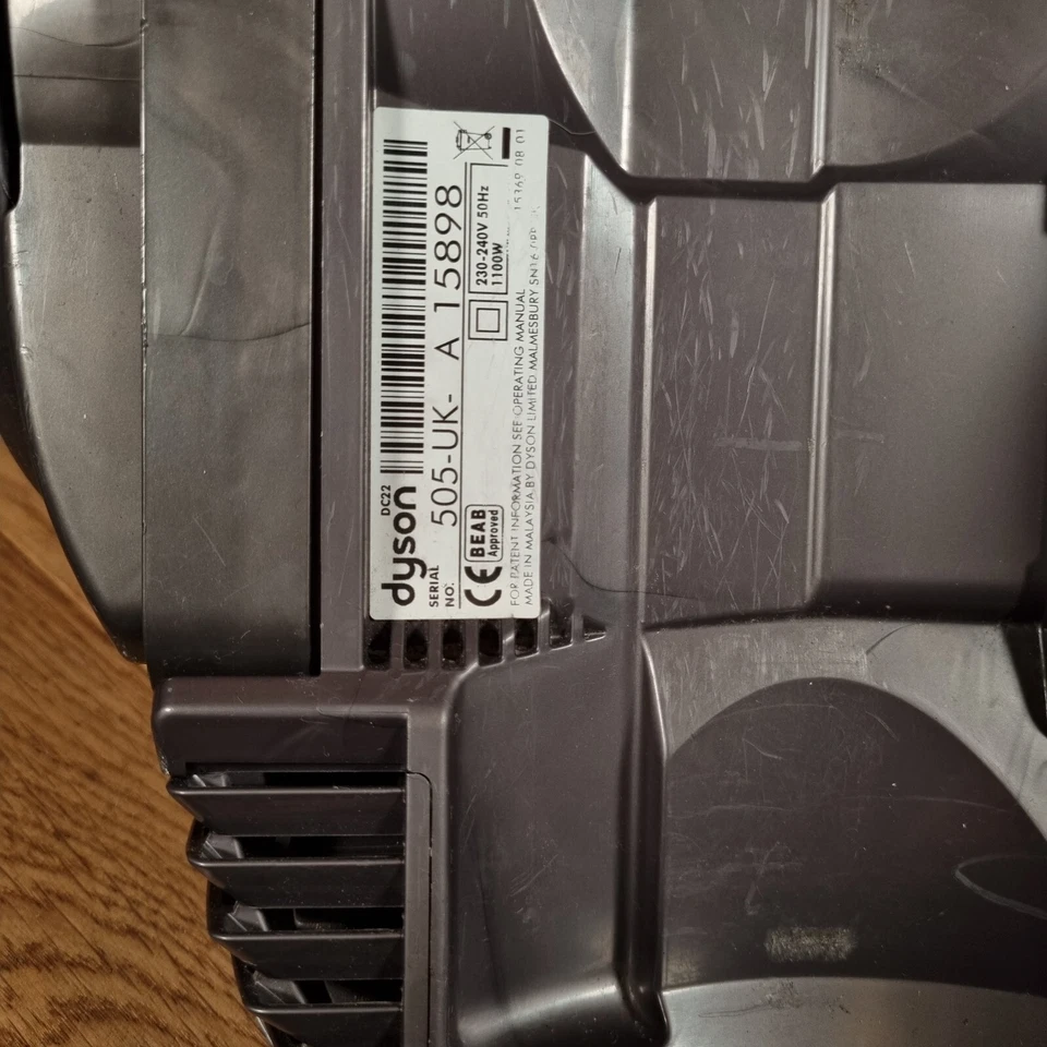 Dyson DC22 Hoover Vacuum Cleaner Replacement Base Motor And Hose Unit Grey Used - Image 4 of 4