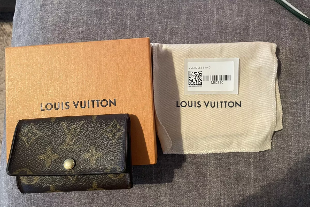 LOUIS VUITTON (LV) Monogram 6 Key Ring Holder case