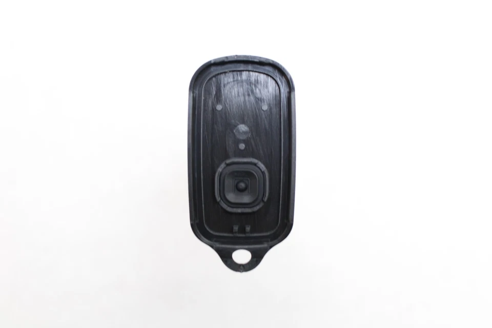 NEW Keyless Entry Key Fob Remote CASE ONLY REPAIR KIT For a 2007 Toyota Sequoia - Image 3 of 4