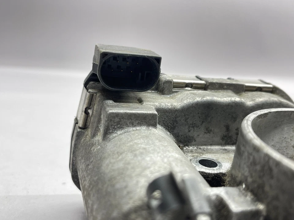 Corpo do acelerador do motor Mercedes W203 C32 SLK32 AMG 1131410125 fabricante de equipamento original - Imagem 4 de 4