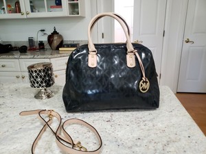 michael kors satchel black bolsa