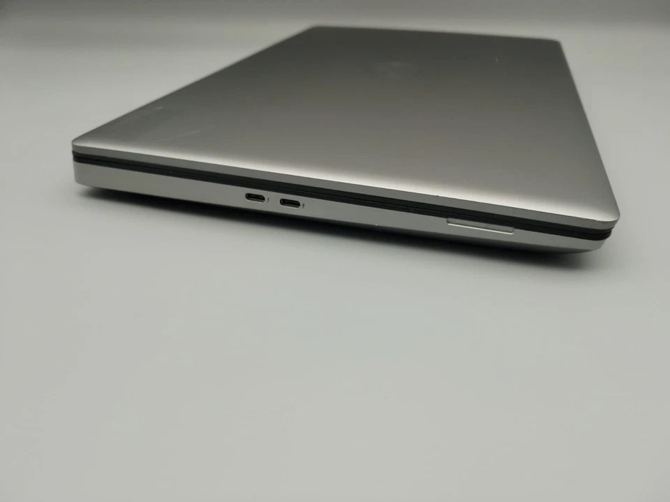 WORKSTATION DELL 7550 T2000 4GB  i7-10850H 32GB RAM 1TB NVME 15.6 GAR 1 ANNO - Immagine 2 di 4