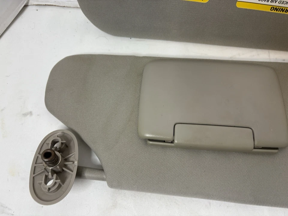 2005 - 2010 年 JEEP GRAND CHEROKEE 原始设备制造商 左右遮阳板 太阳镜 对 GC1 — 第 4/4 张图片