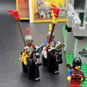 Vintage LEGO Set 6080, King's Castle, 100% Complete w/ Box & Instructions