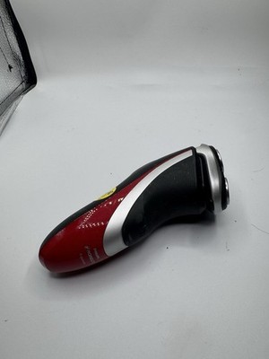 Philips Norelco AT811 Red PowerTouch Aquatec Mens Cordless Rechargeable Shaver