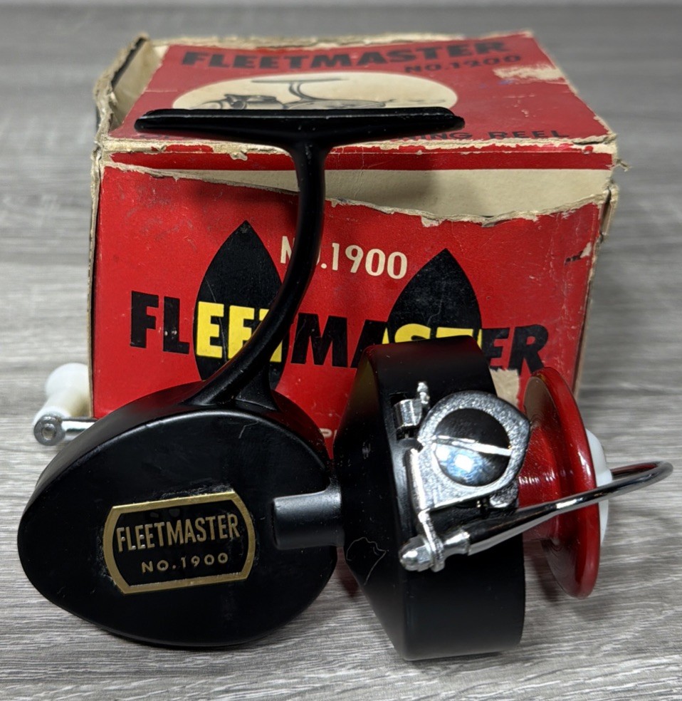 Vintage Rare Fleet Master open face spinning reel 1900. New 