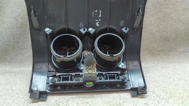 Painel central superior moldura aberturas se encaixa 2004 2005 2006 2007 2008 Chevrolet Aveo B0-23 - Imagem 3 de 4