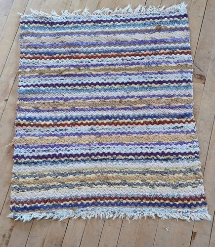 Antique Imported Swedish Hand Made Rag Rug Runner (26" x 31" ) As Shown