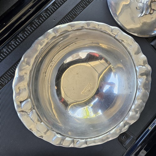 VTG HACIENDA REAL (HR) HAND MADE MEXICAN Oval Covered Aluminum Bowl Cherub - Picture 3 of 12