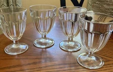 Set of 4 juice/ice cream glasses Glassware Dining