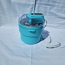 Wolfgang Puck 1.5 Qt Ice Cream Dessert Maker BICM2000 Ice Blue Teal