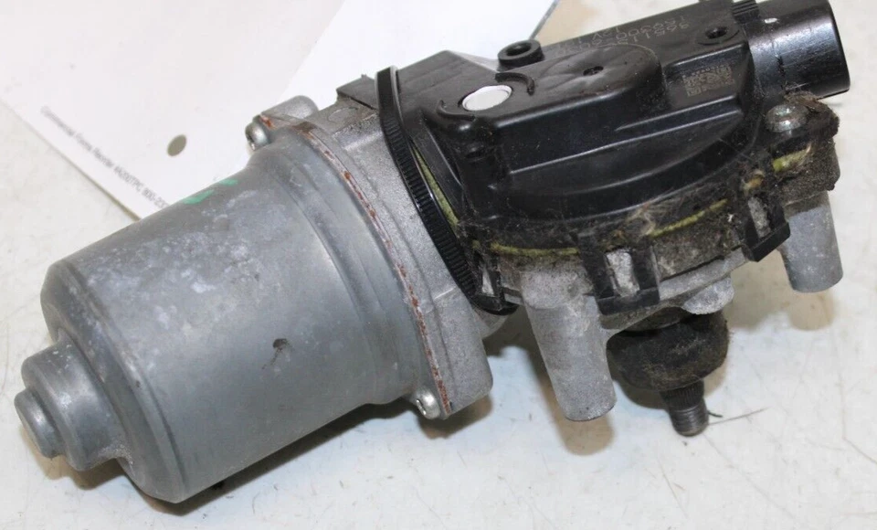 Motor limpiaparabrisas Subaru Forester 2014-18 OEM P/N 86511SG010 Foto 3 de 4