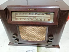 Vintage Working PHILCO 41-230 Tabletop Tube Radio