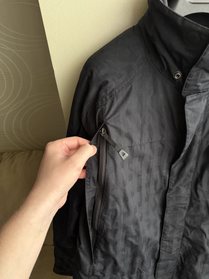 OAKLEY Gorpcore Ski Jacket Thinsulate Insulation - Image 3 of 4